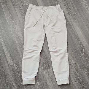 Lululemon Men's City Sweat Joggers in the color White Opal